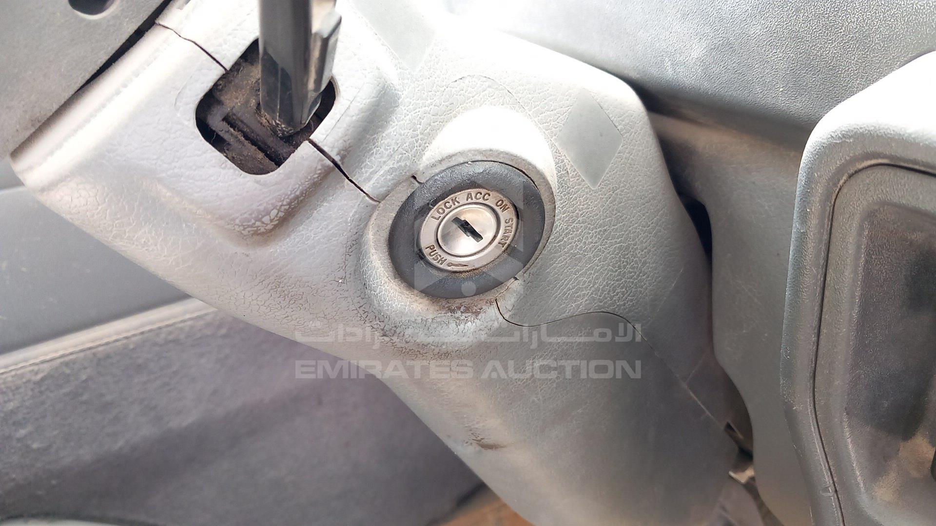 2013 MITSUBISHI L 300 VIN: JMYHNP13WDA701238