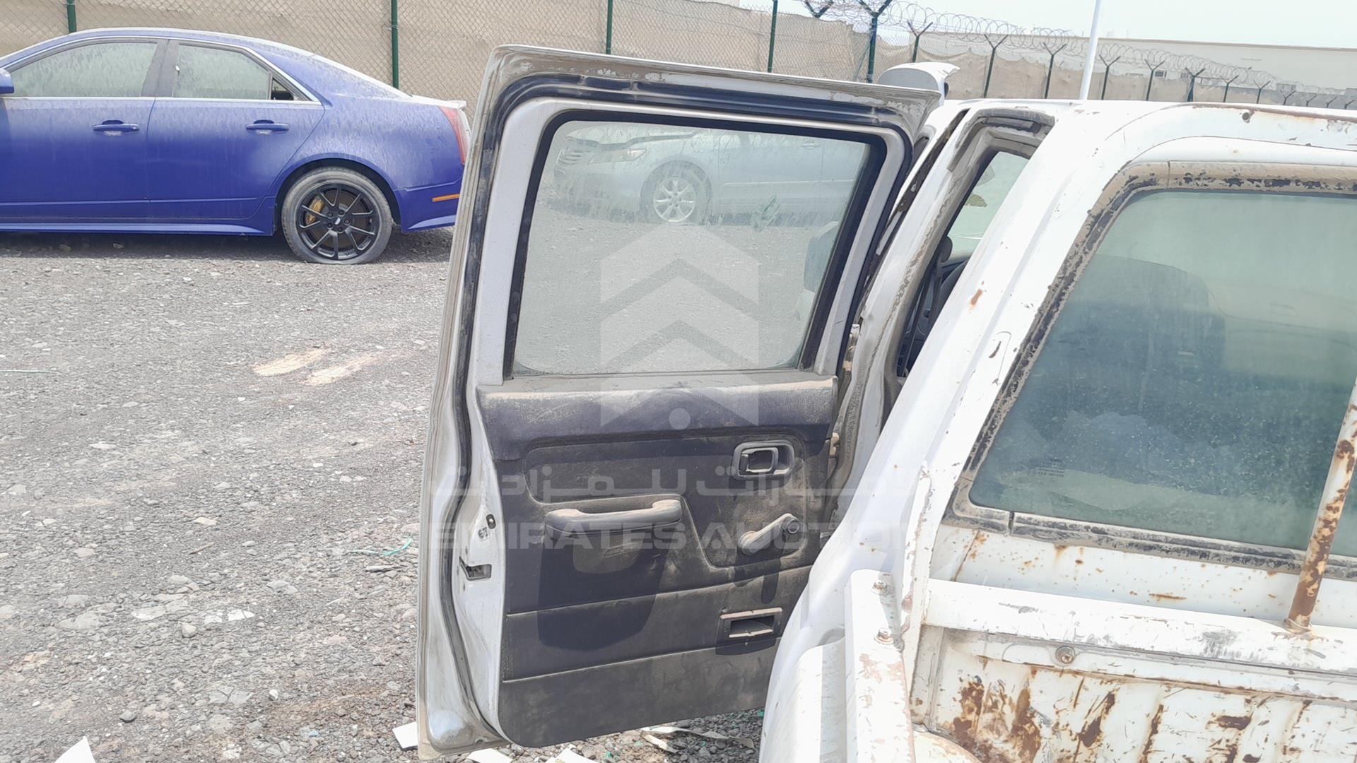 2000 NISSAN 2400 VIN: JN6BD23S1YA710498