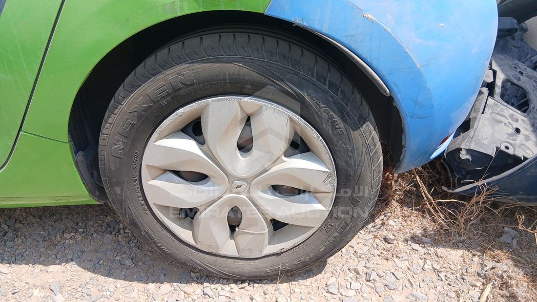 2019 Renault Zoe — Rear Left Tyre — Photo 31