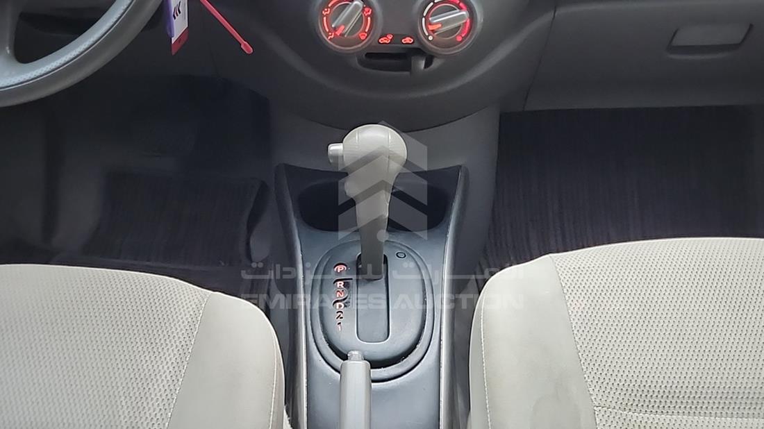 2014 Nissan Sunny — Gear View — Photo 16