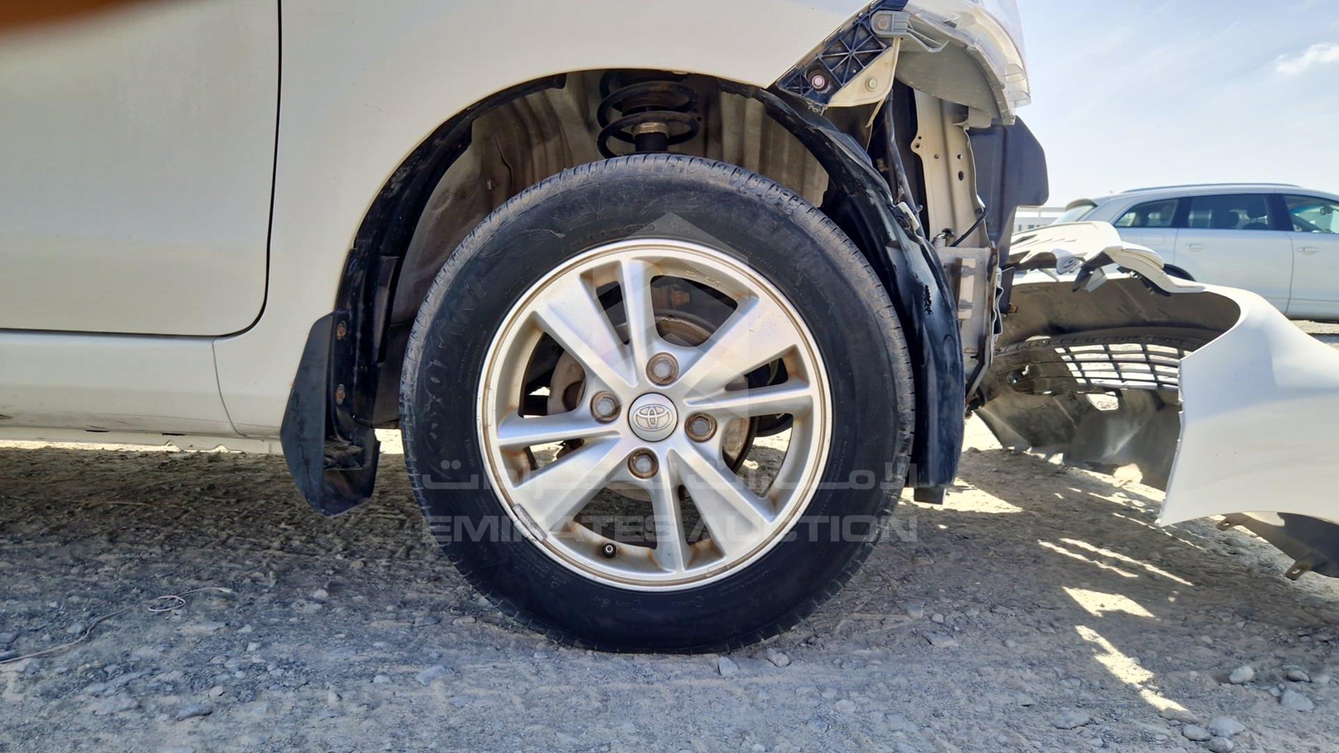 2015 TOYOTA AVANZA VIN: MHKMC13F4FK015618