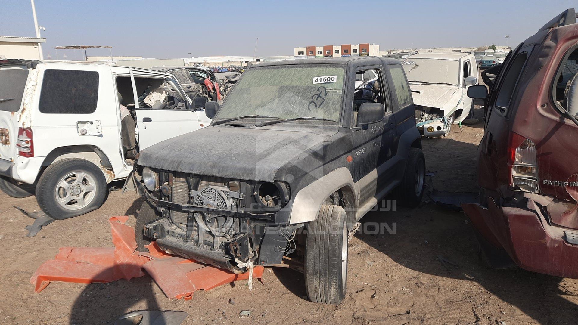 0 MITSUBISHI PAJERO VIN: H57A-0018137