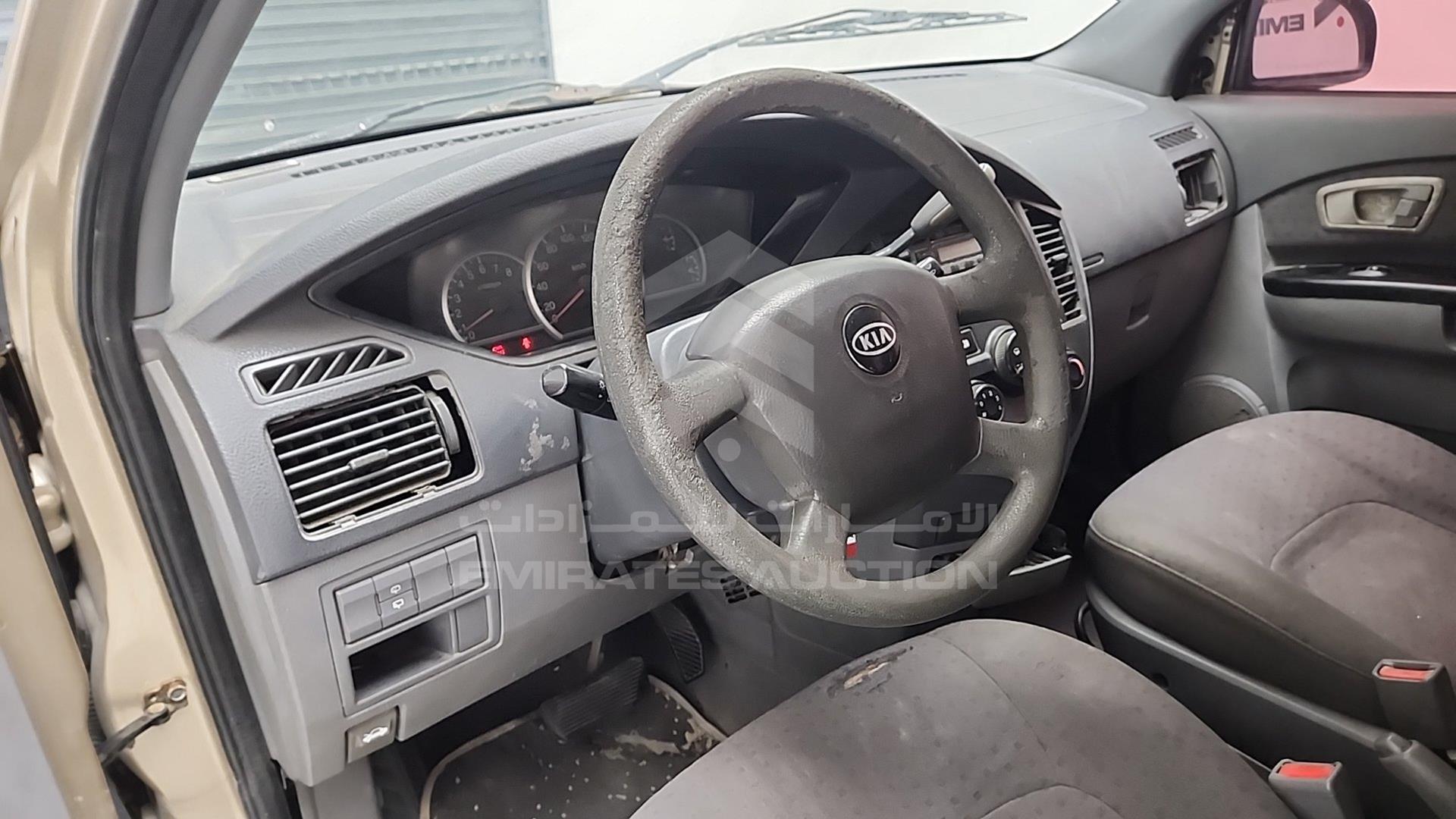 2004 KIA CARENS VIN: KNAFC523645340717