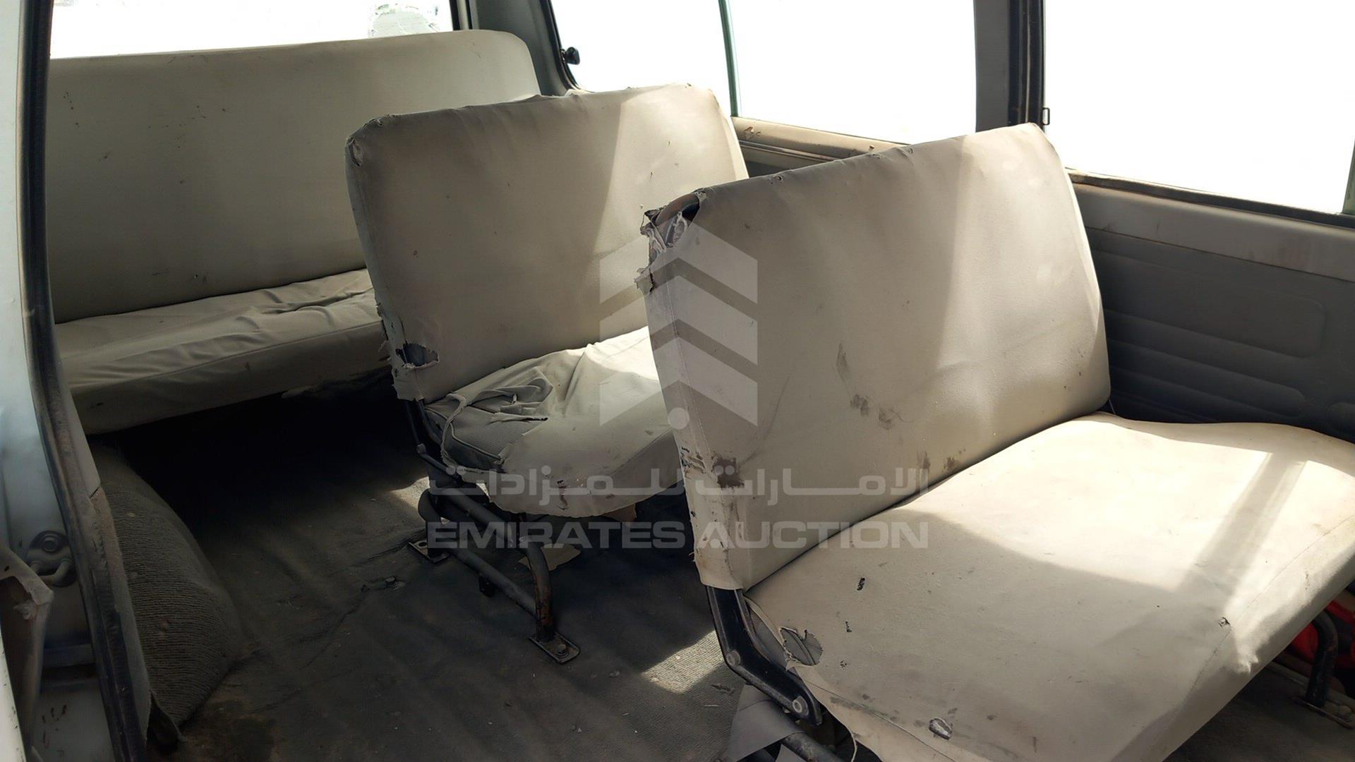 2013 MITSUBISHI L 300 VIN: JMYHNP13WDA701238
