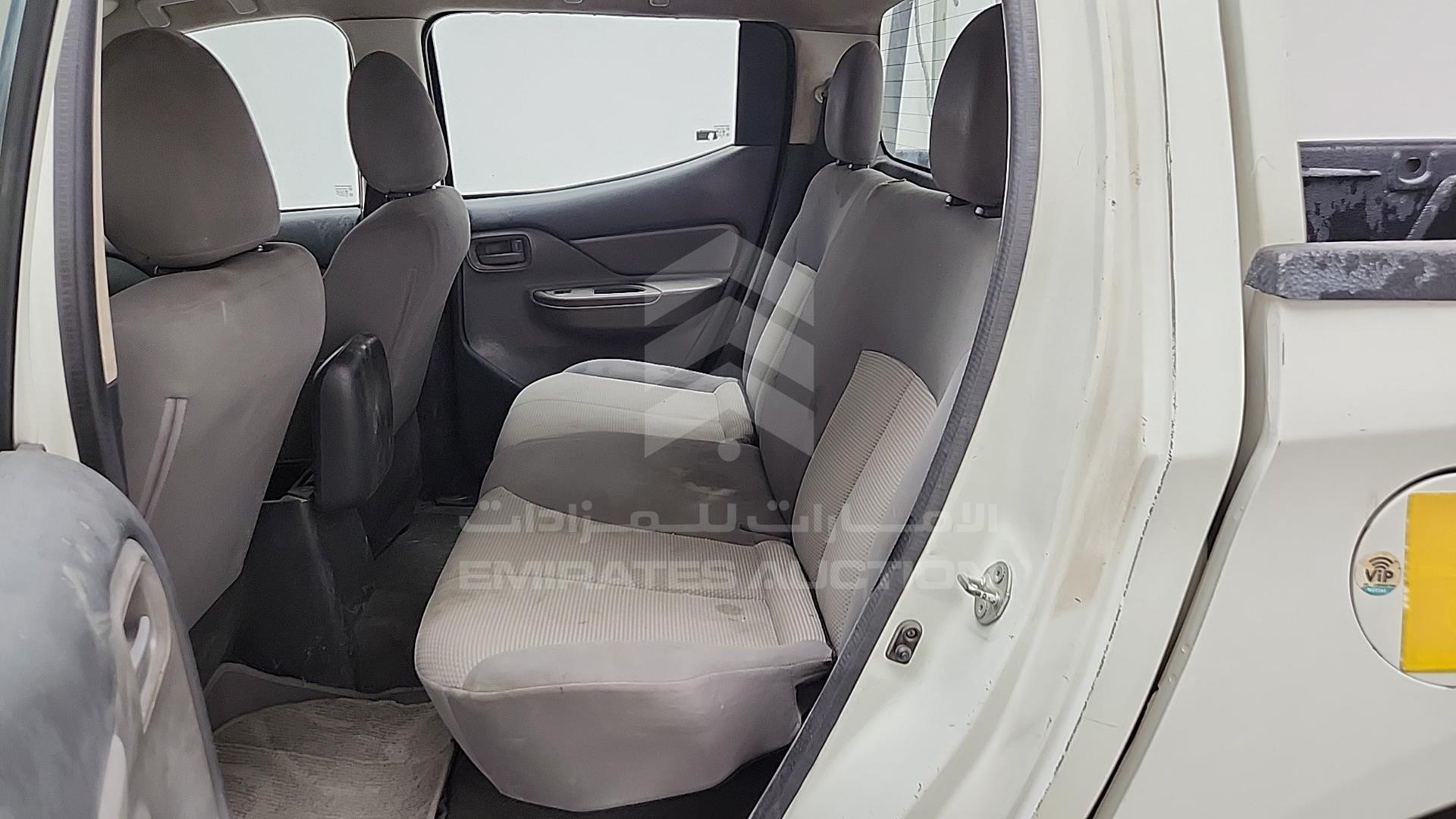 2016 MITSUBISHI L 200 VIN: MMBJNKJ40GH003029