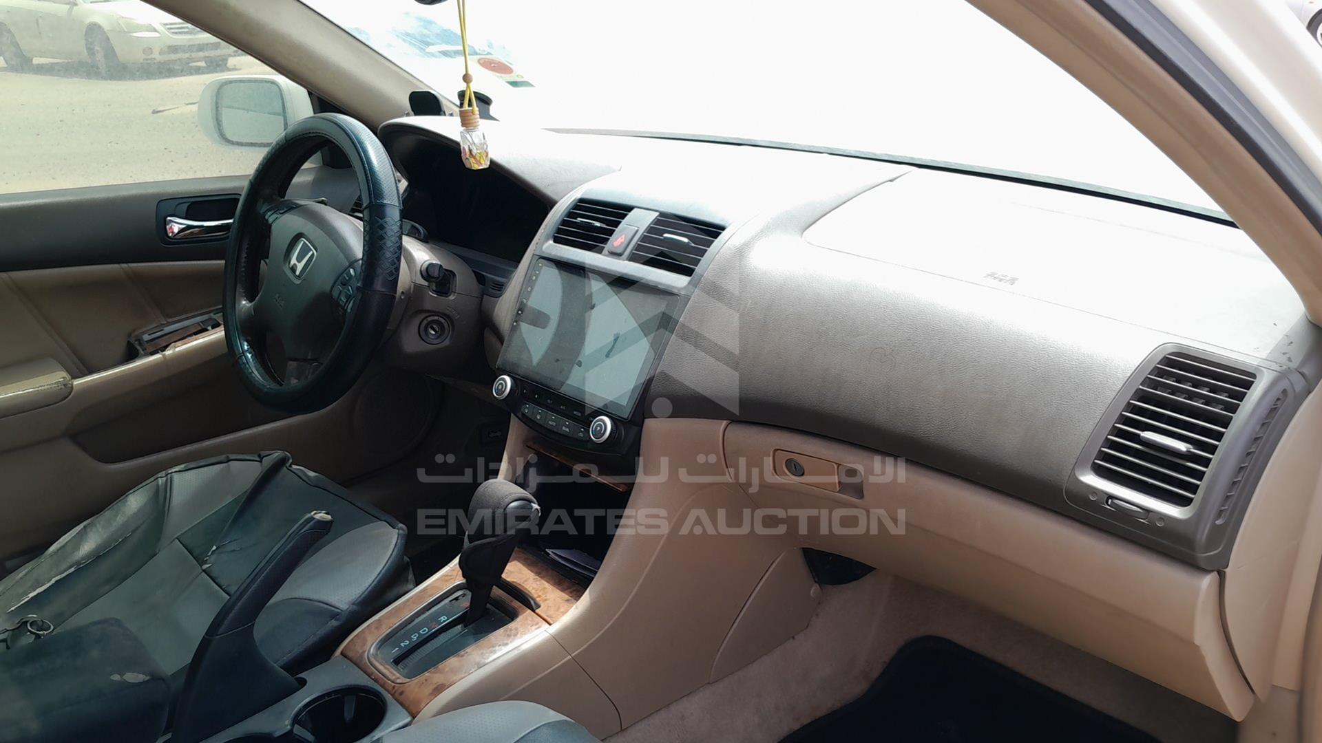 2005 HONDA ACCORD VIN: JHMCM66885C400183