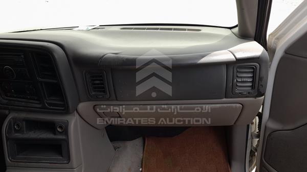 GMC Yukon 2004 1GKEK13ZX4J154154 Image 15