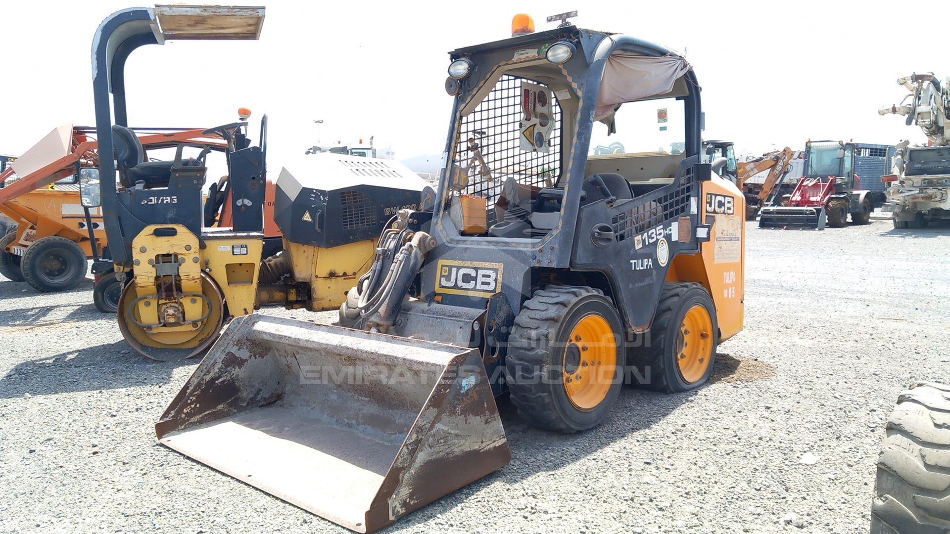 2016 JCB 135HD VIN: HAR135WSL02431878