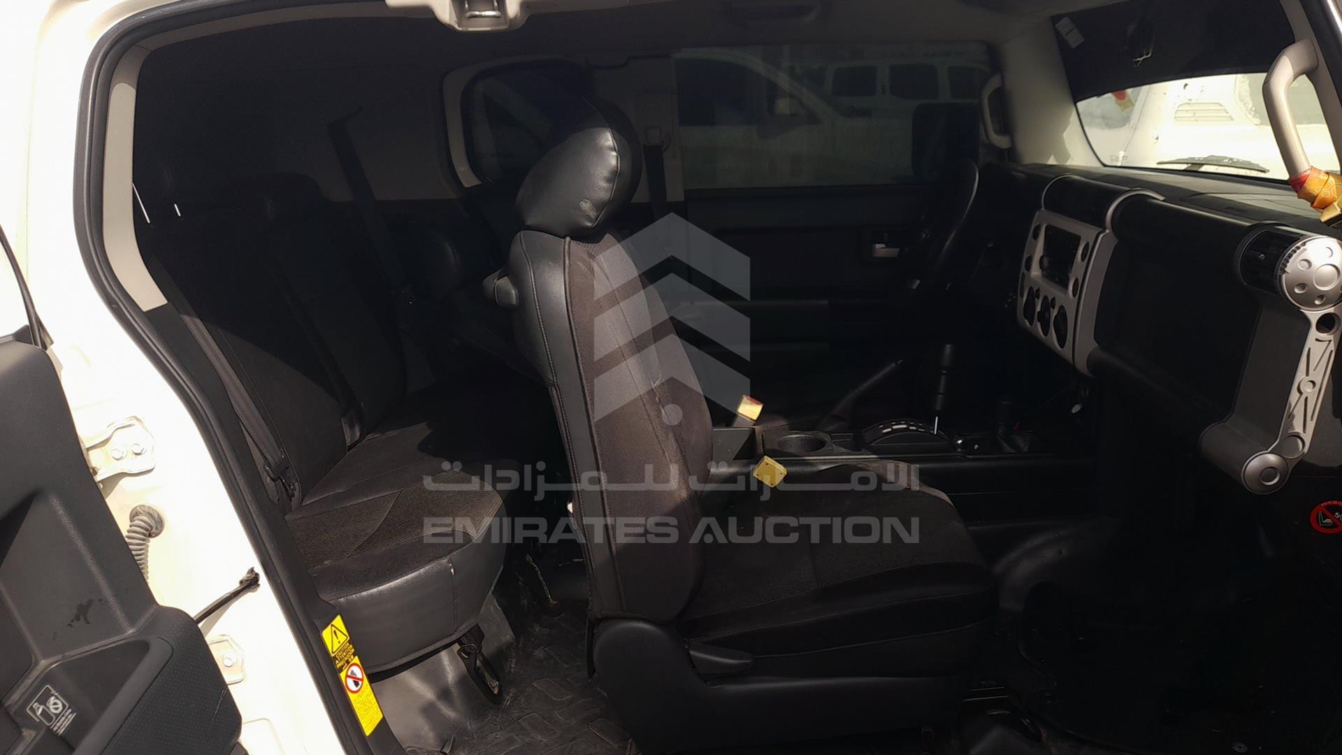 2013 TOYOTA FJ CRUISER VIN: JTEBU11F9DK171633