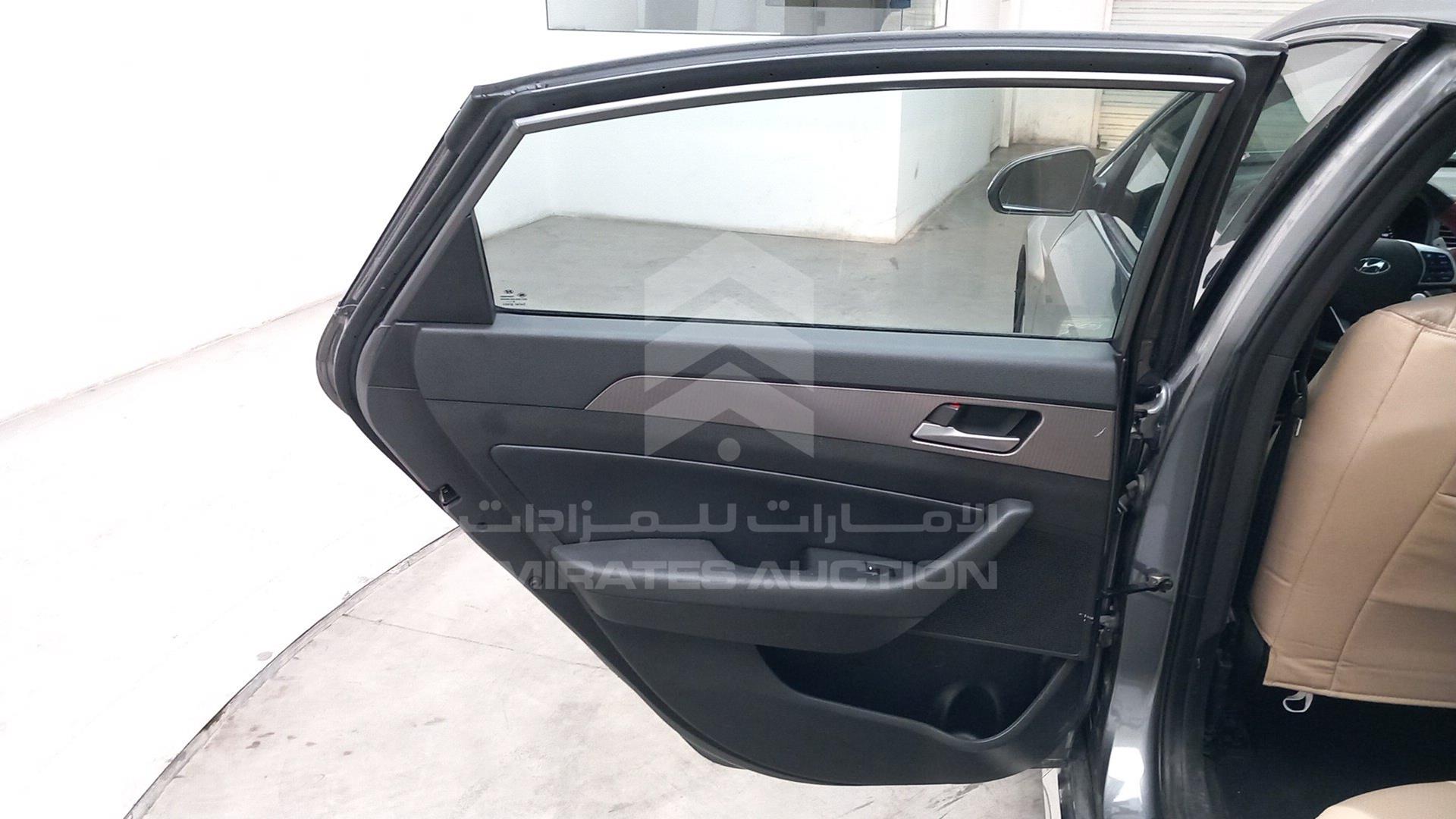 2019 HYUNDAI SONATA VIN: 5NPE34AFXKH740927