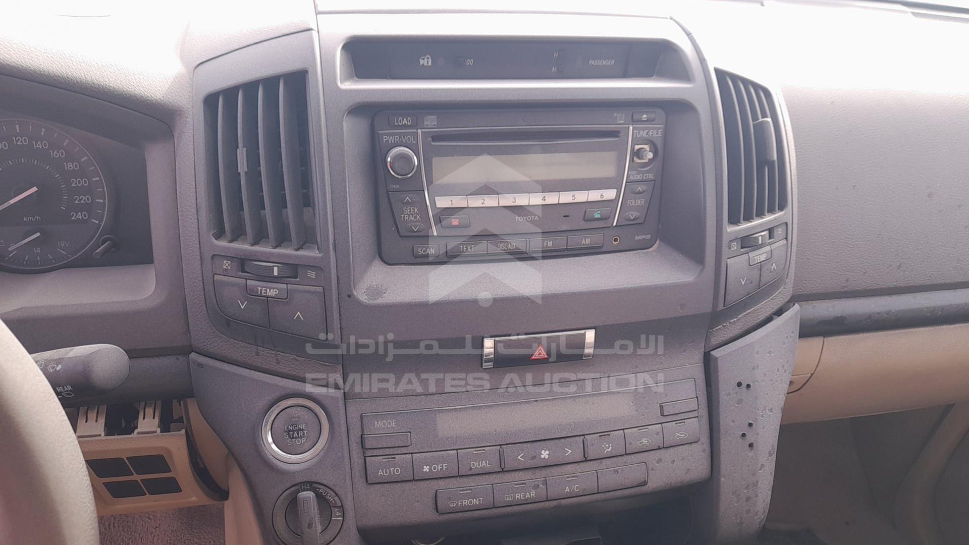 2014 TOYOTA LAND CRUISER VIN: JTMDU09J1E5082266