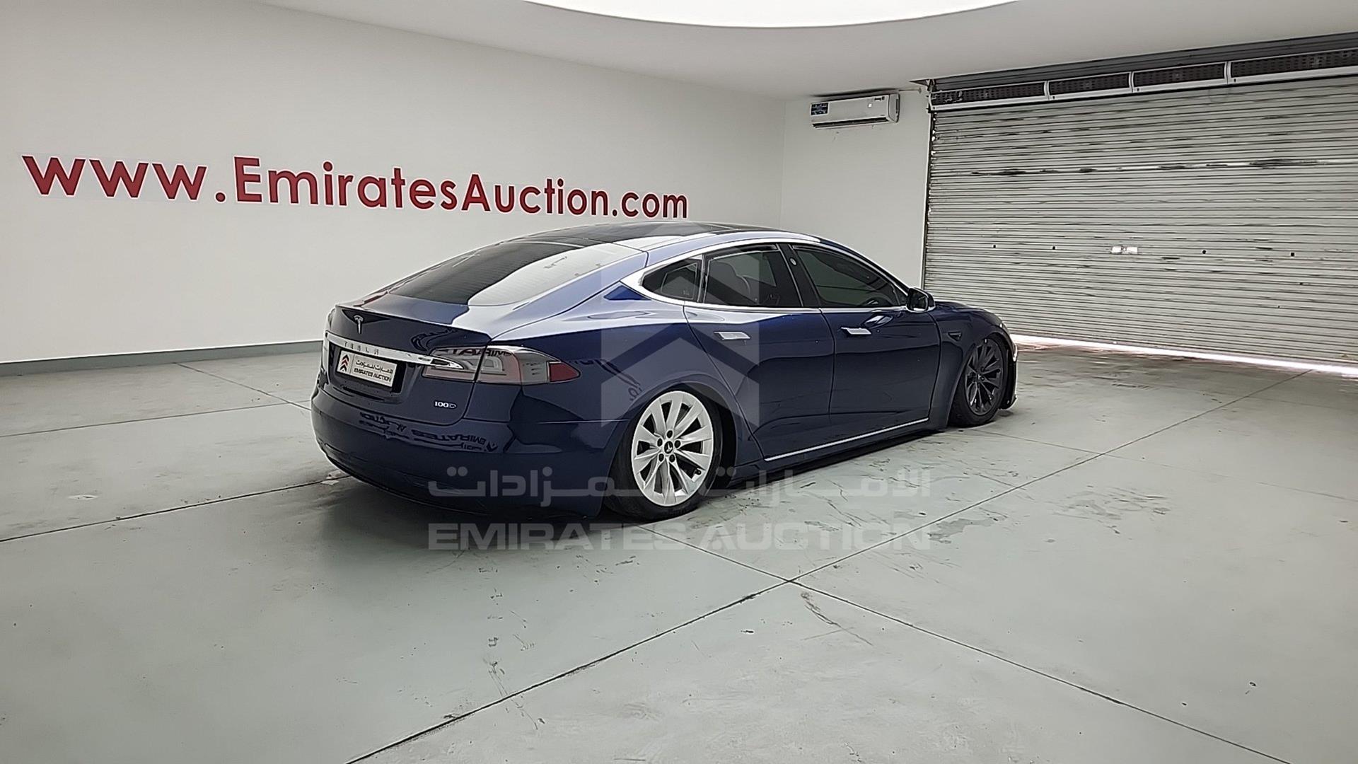 2018 TESLA MODEL S VIN: 5YJSA7E22JF237780