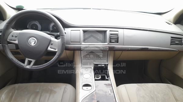 Jaguar XF 2010 SAJAA05D3AFR70499 Image 6