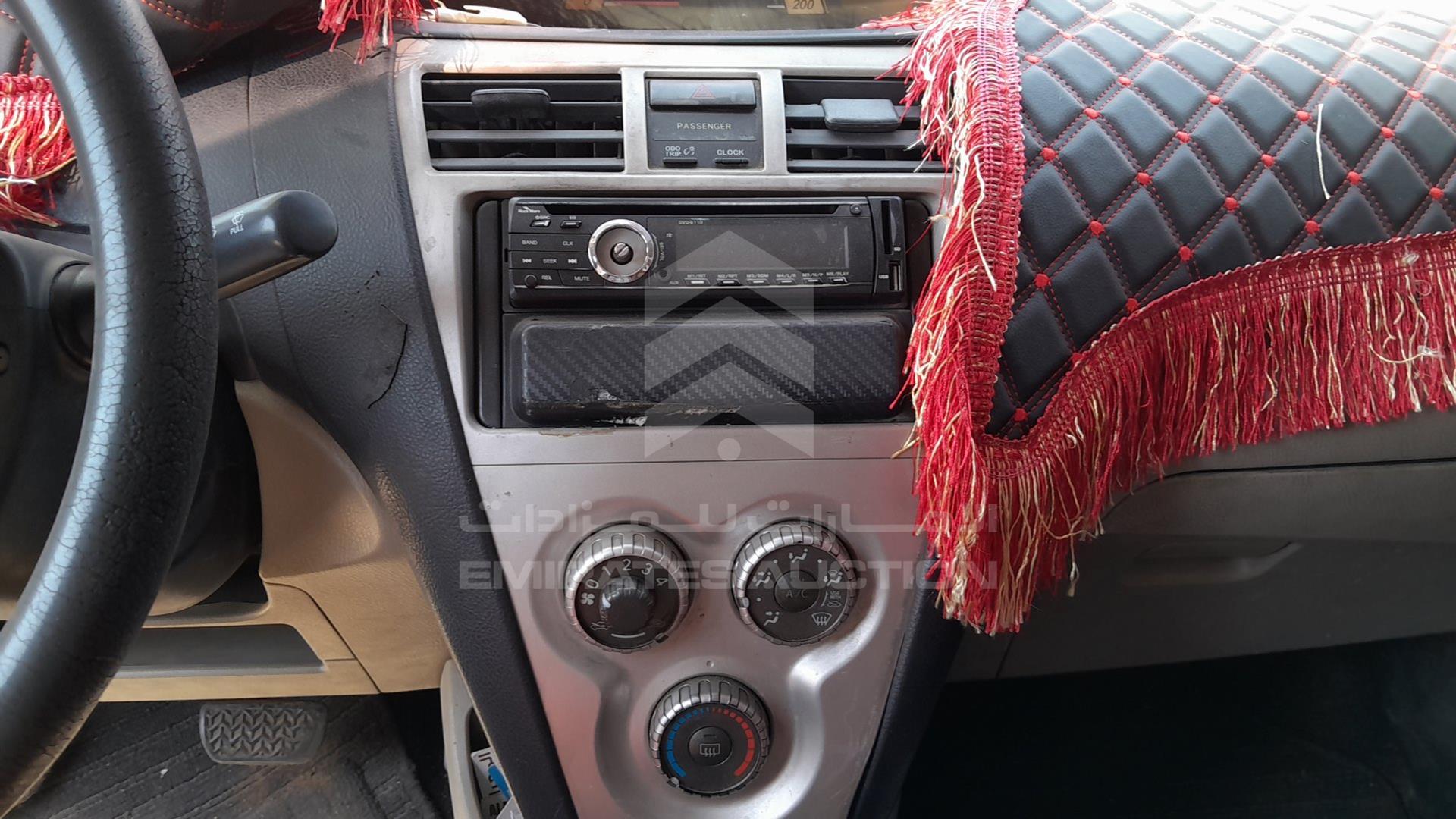 2007 TOYOTA YARIS VIN: JTDBW923771067248