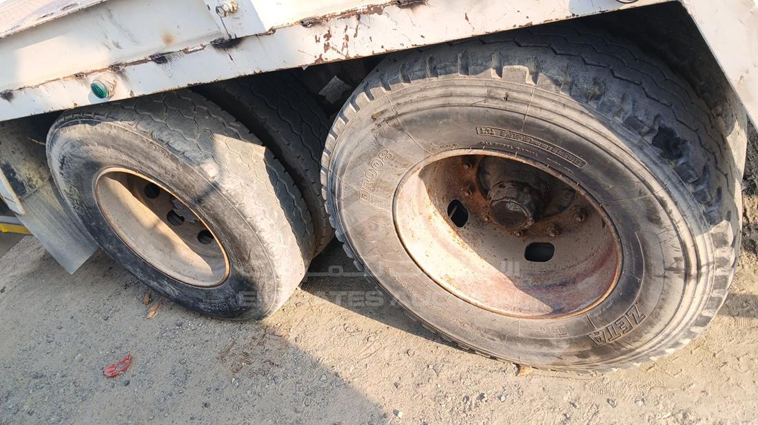 1982 Trailer — Rear Right Tyre — Photo 12