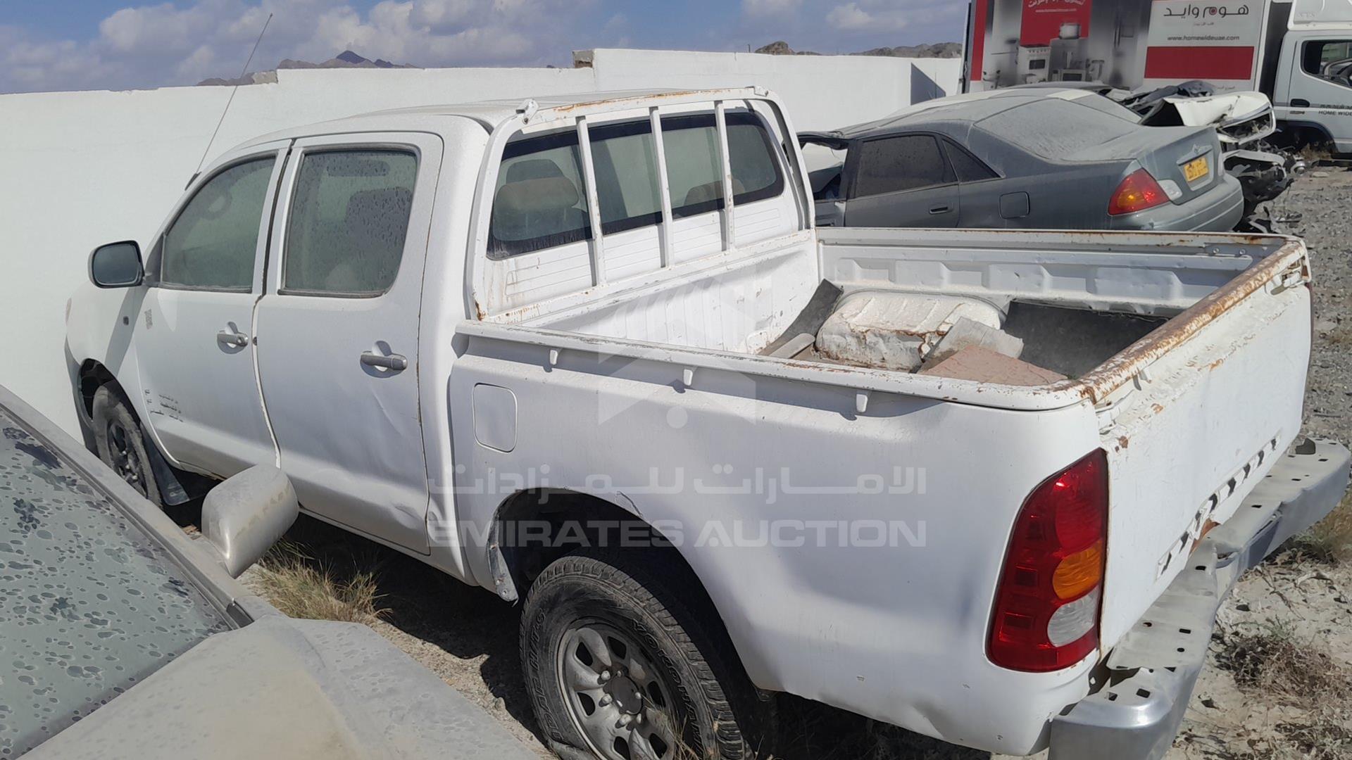 2008 TOYOTA HILUX VIN: MR0FX22G681309765