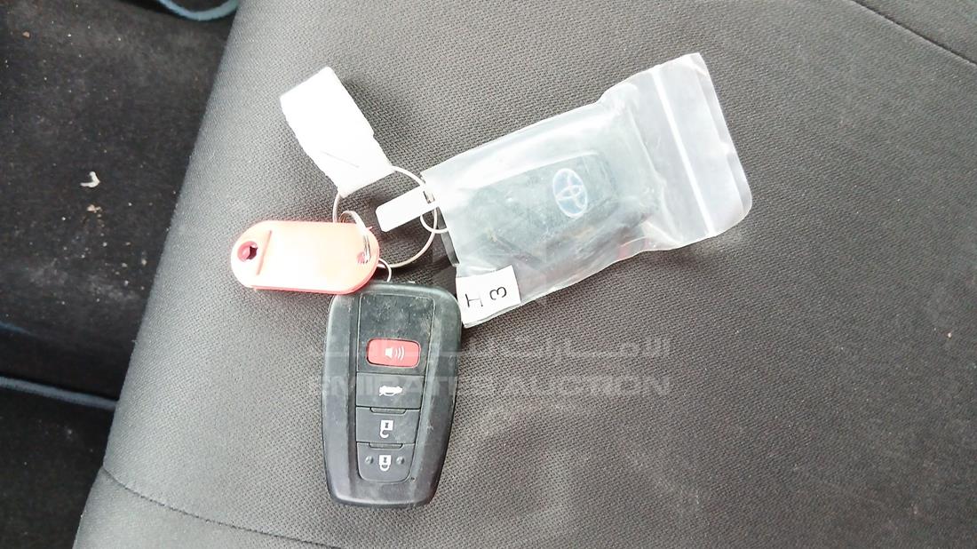 2024 Toyota Camry — Keys — Photo 4