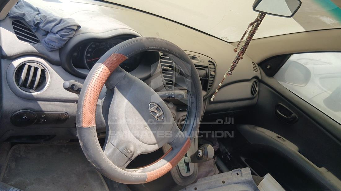 2012 Hyundai I10 — Front Left Driver Dashboard View — Photo 10