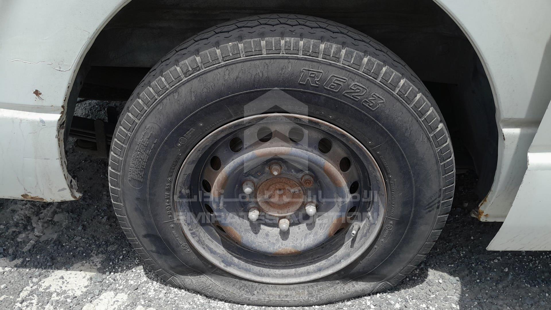 2008 TOYOTA HIACE VIN: JTGJX02P680018382