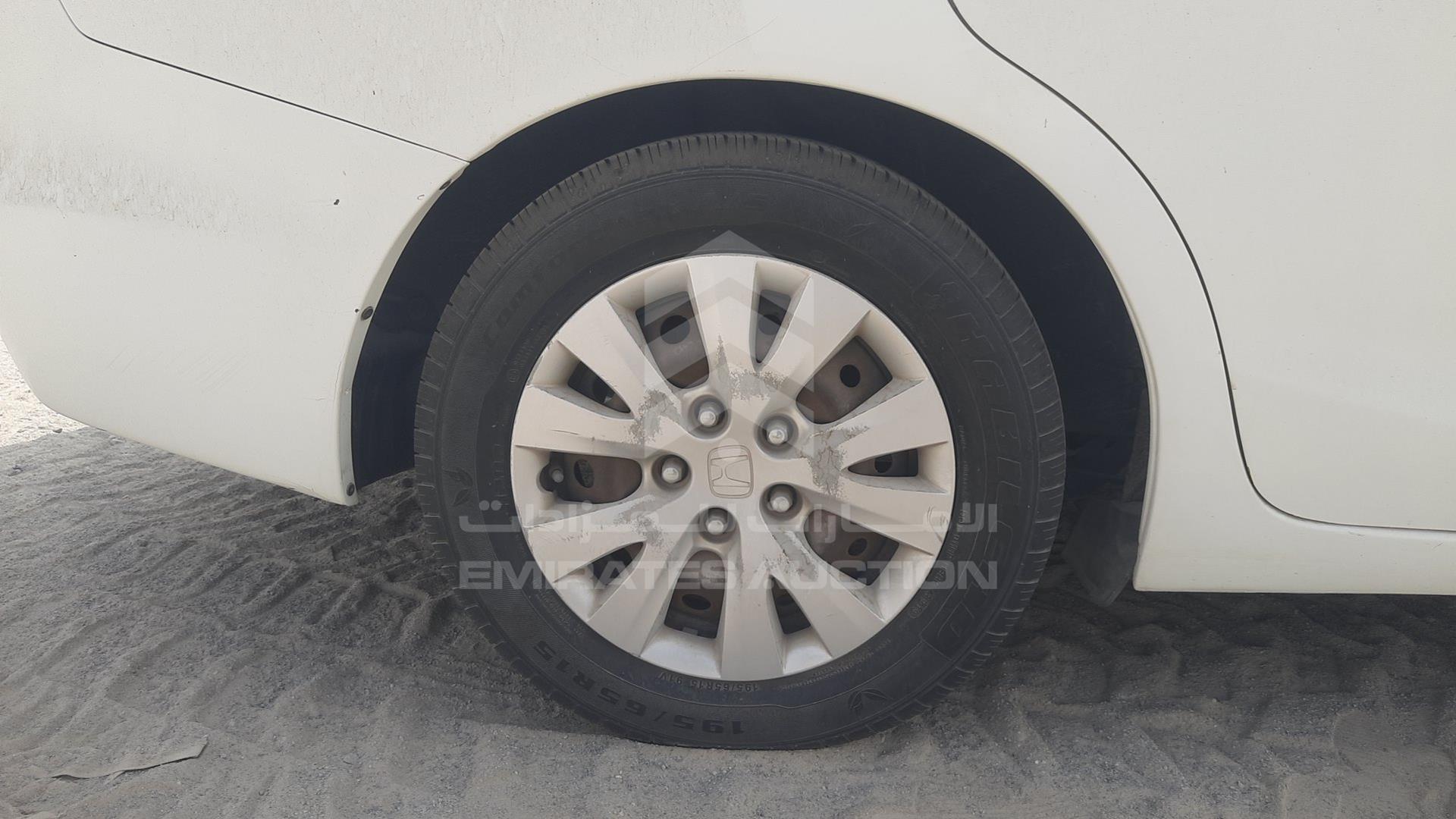 2012 HONDA CIVIC VIN: 19XFB2F52CE018126
