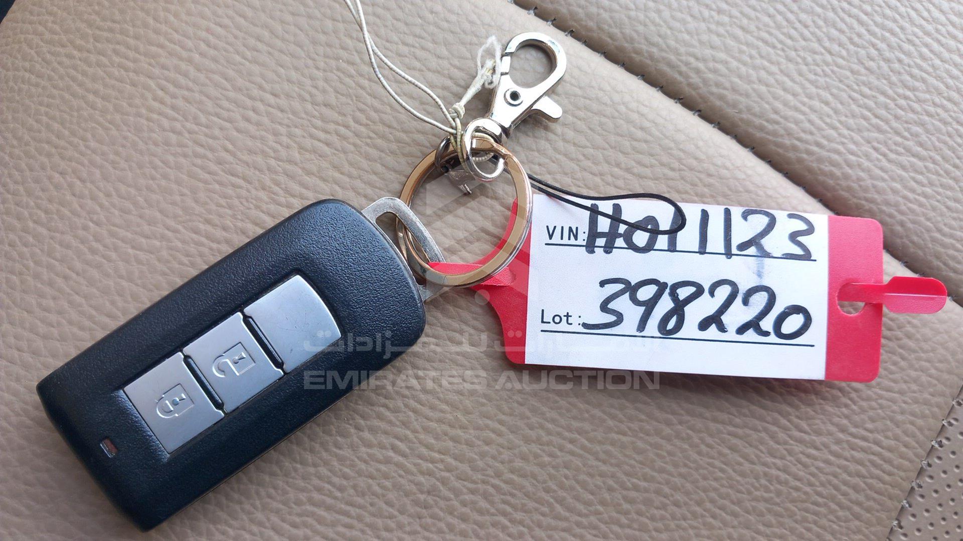 2019 MITSUBISHI MONTERO VIN: MMEMC71X5KH011123