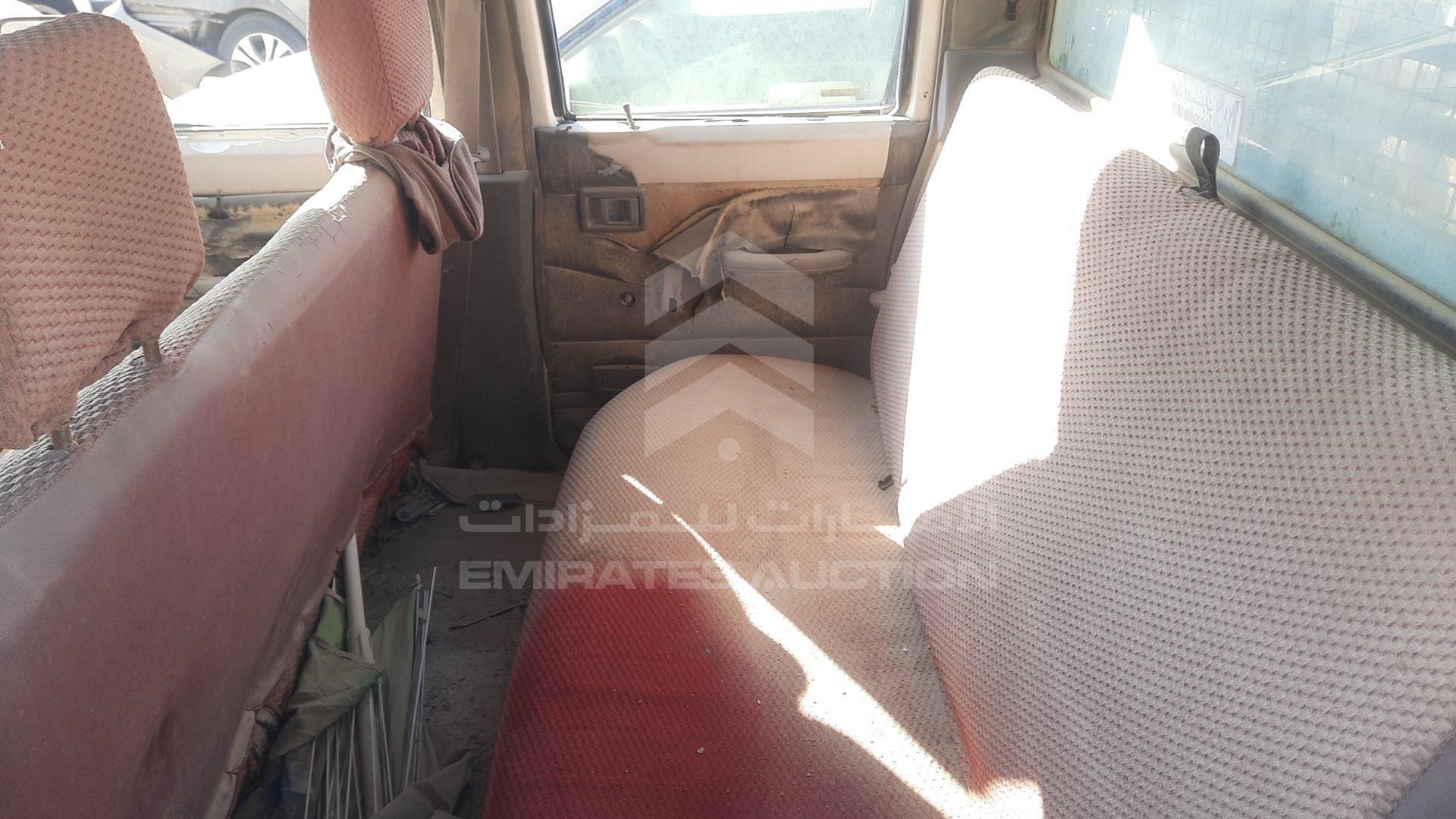 0 NISSAN PICKUP VIN: JN1CBUD21Z0450403