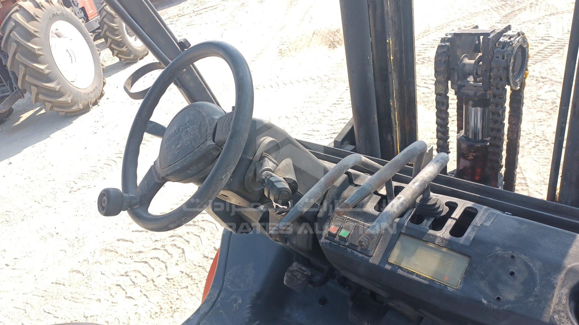 2016 MANITOU --- VIN: XXB50211AA53664
