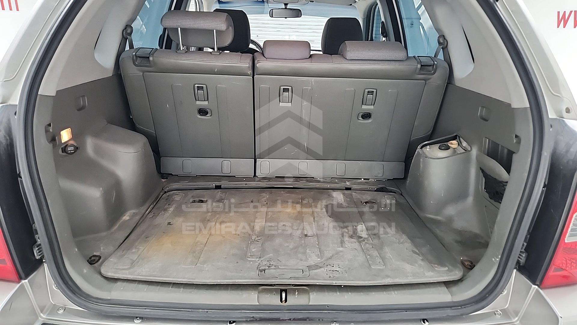 2008 HYUNDAI TUCSON VIN: KMHJM81B28U818546