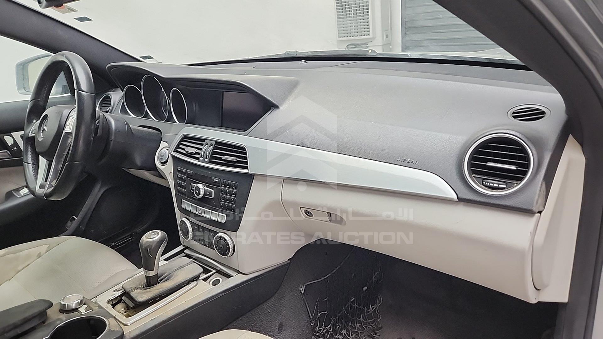 2013 MERCEDES C 250 VIN: WDDGJ4HB9DG054358