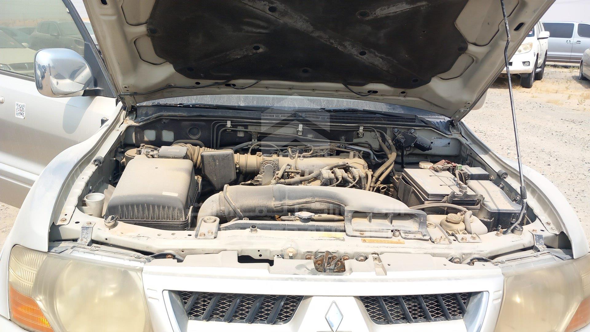 2006 MITSUBISHI PAJERO VIN: JMYLRV73W6J703225