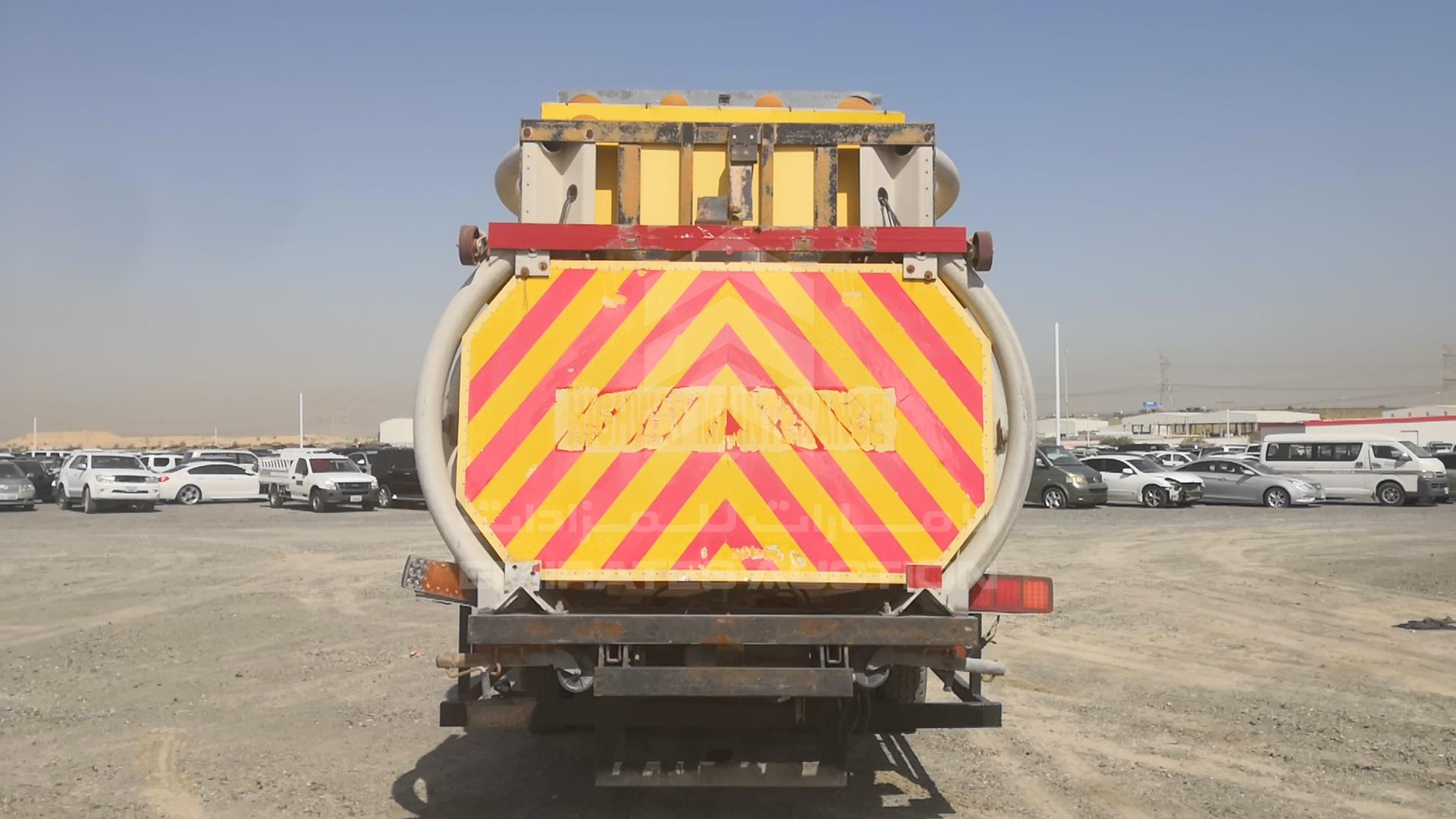 2016 JAC --- VIN: LJ11RXCF0G3215370