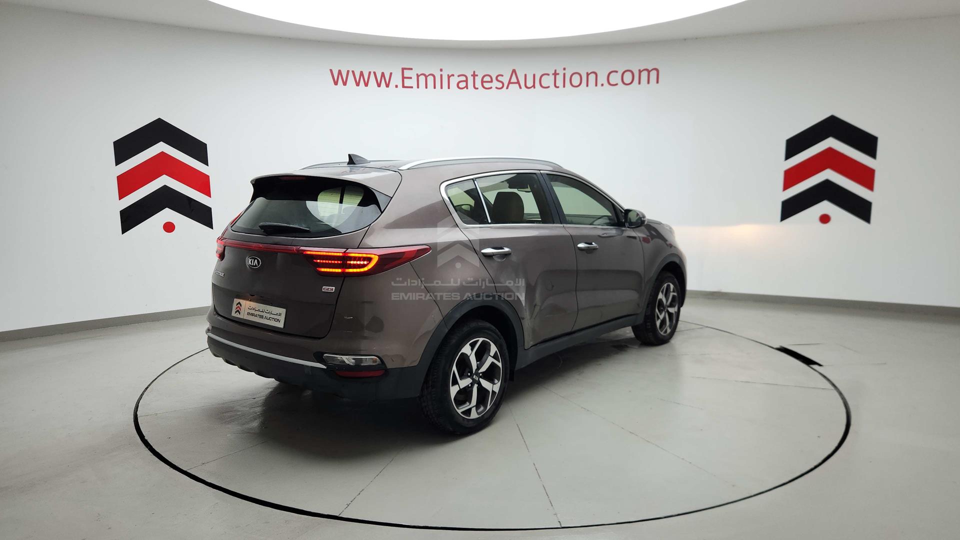 2020 KIA SPORTAGE VIN: U5YPH8141LL777526