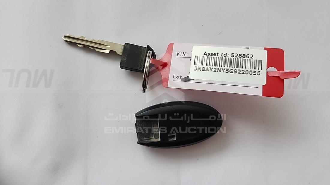 2016 Nissan Patrol — Keys — Photo 7