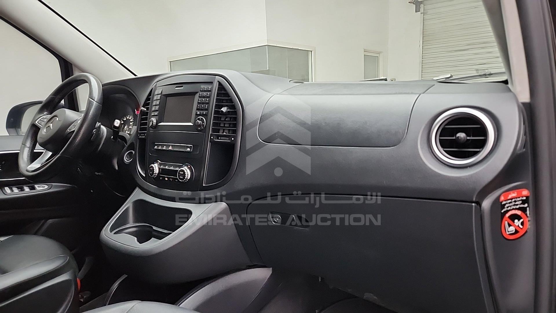 2019 MERCEDES VITO VIN: WD4WG3E18K3525095
