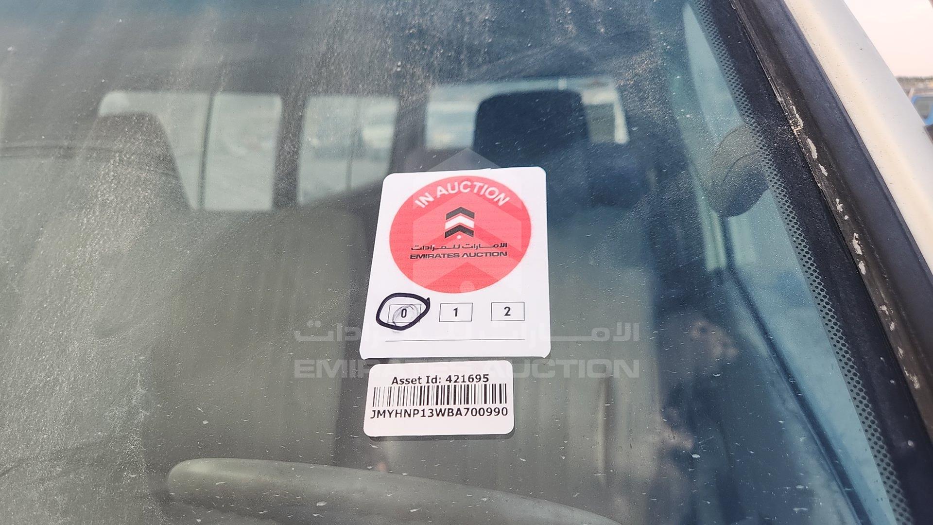 2011 MITSUBISHI L 300 VIN: JMYHNP13WBA700990