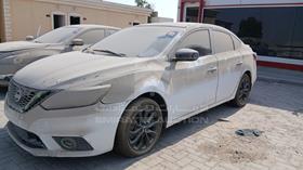 2019 Nissan Sentra — Front Left Angle — Photo 5 — Thumbnail