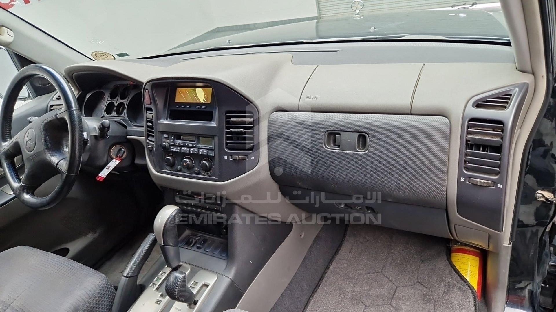 2006 MITSUBISHI PAJERO VIN: JMYMRV63W6J705247