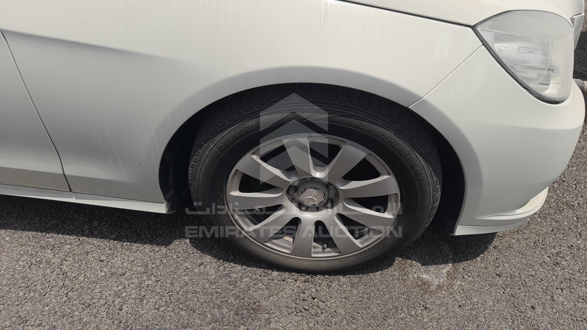 0 MERCEDES --- VIN: WDDHF5EB0AA243639