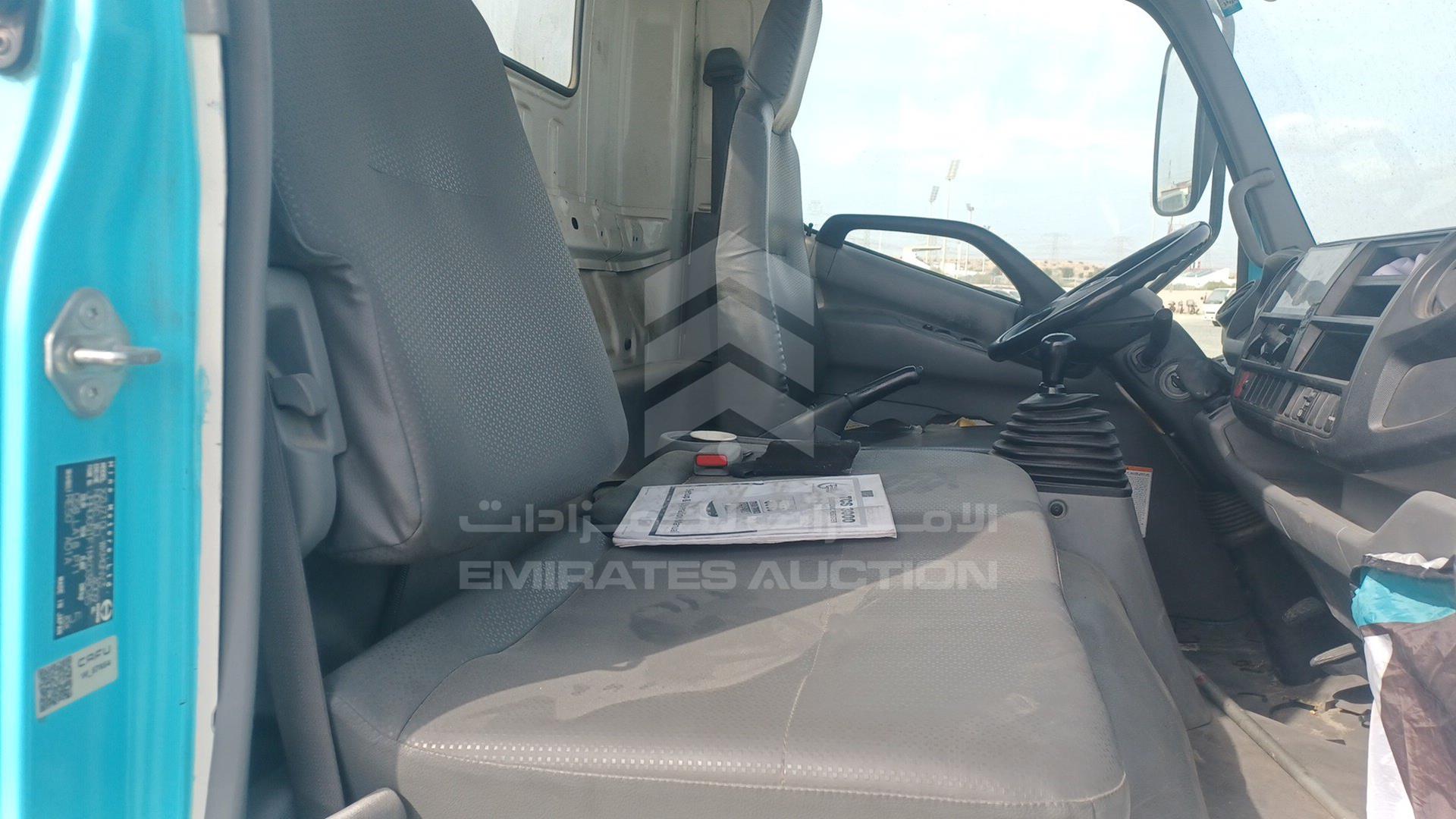 2021 HINO 300 VIN: JHHUCN1F1MK038045