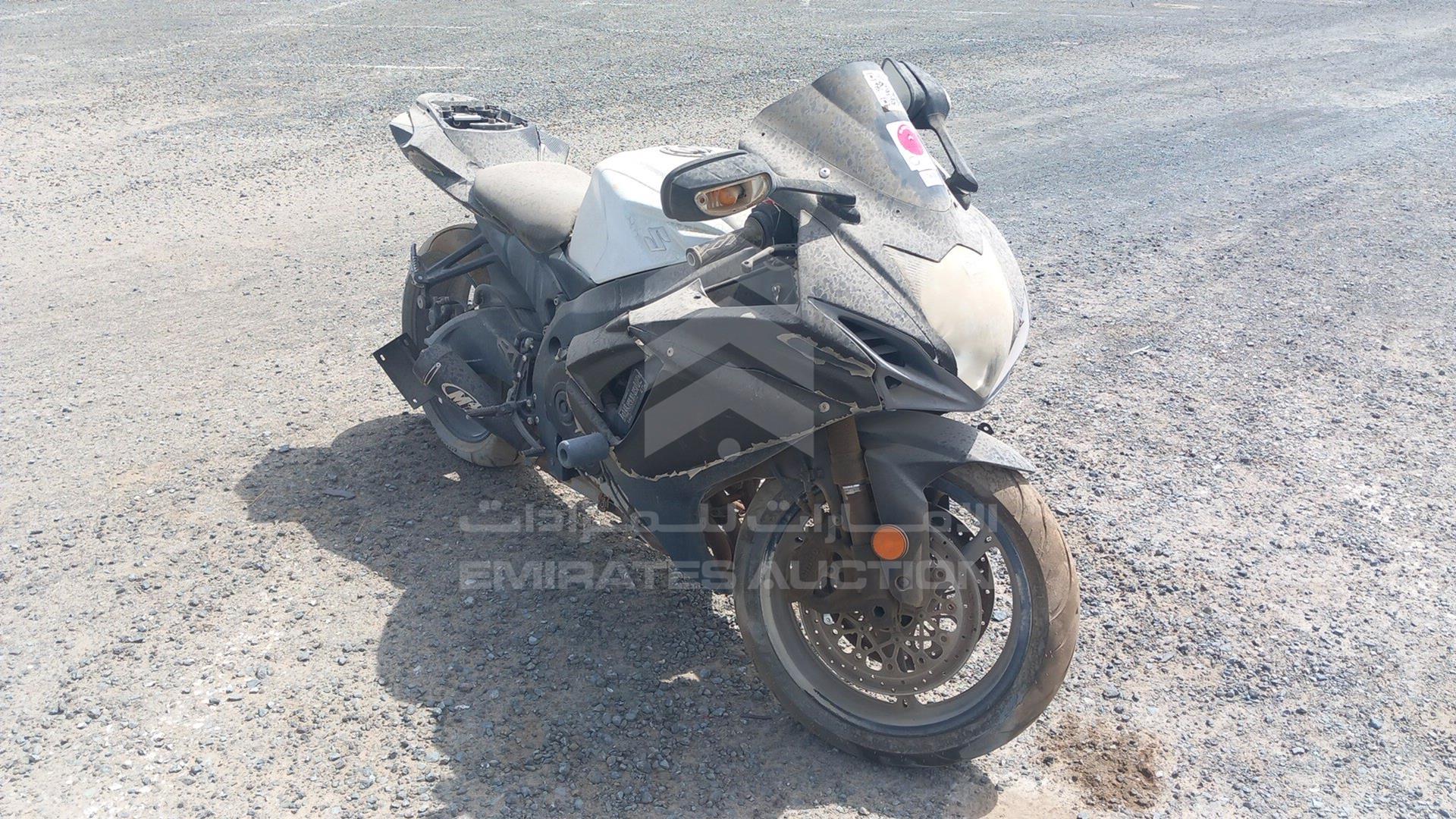 2013 SUZUKI MOTORBIKE VIN: JS1GN7FA9D2100708