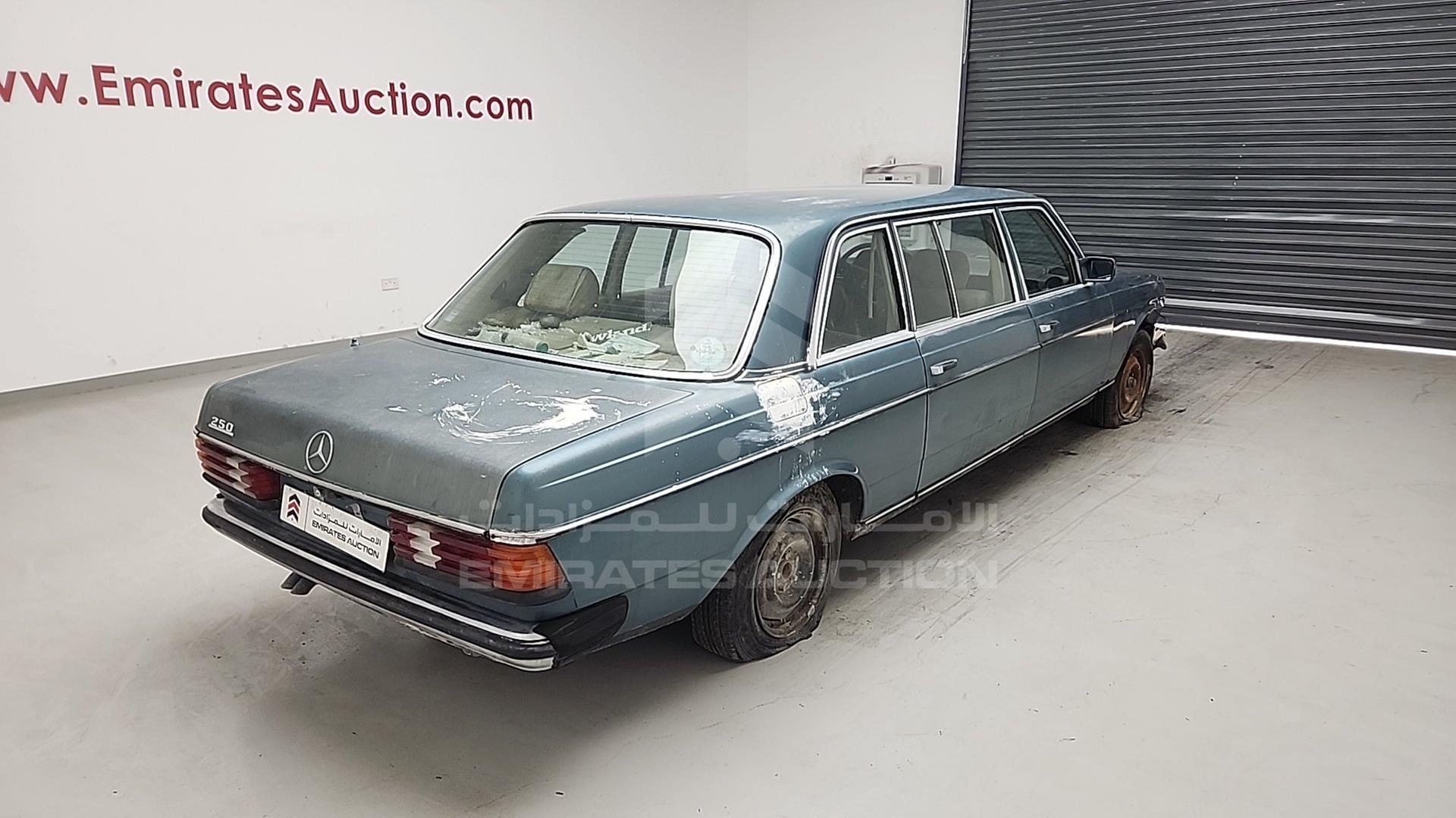 1981 MERCEDES 250 VIN: WDB12302810105896