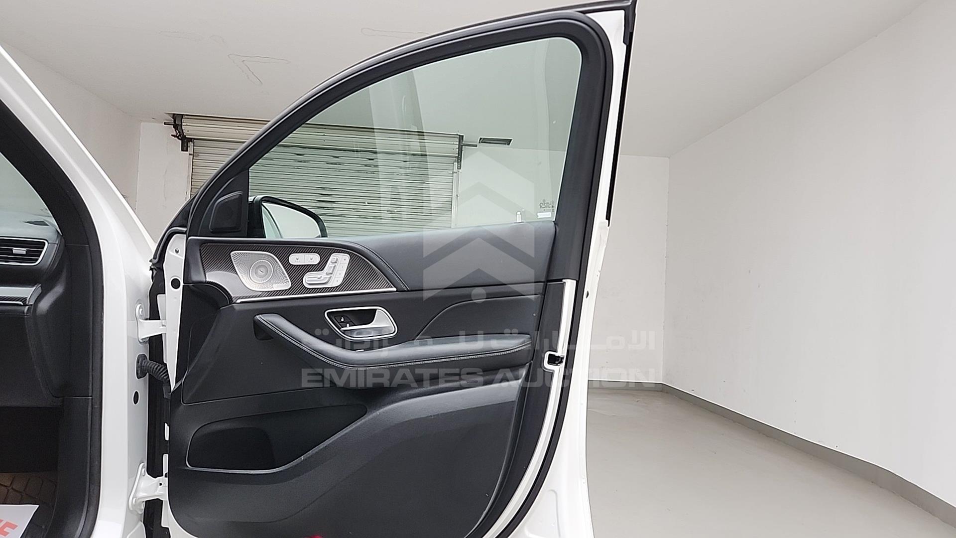 2023 MERCEDES GL 53 AMG VIN: 4JGFD6BBXPA941844