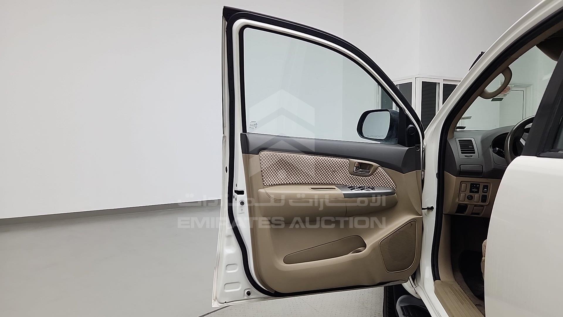 2013 TOYOTA FORTUNER VIN: MHFYX59G9D8050239