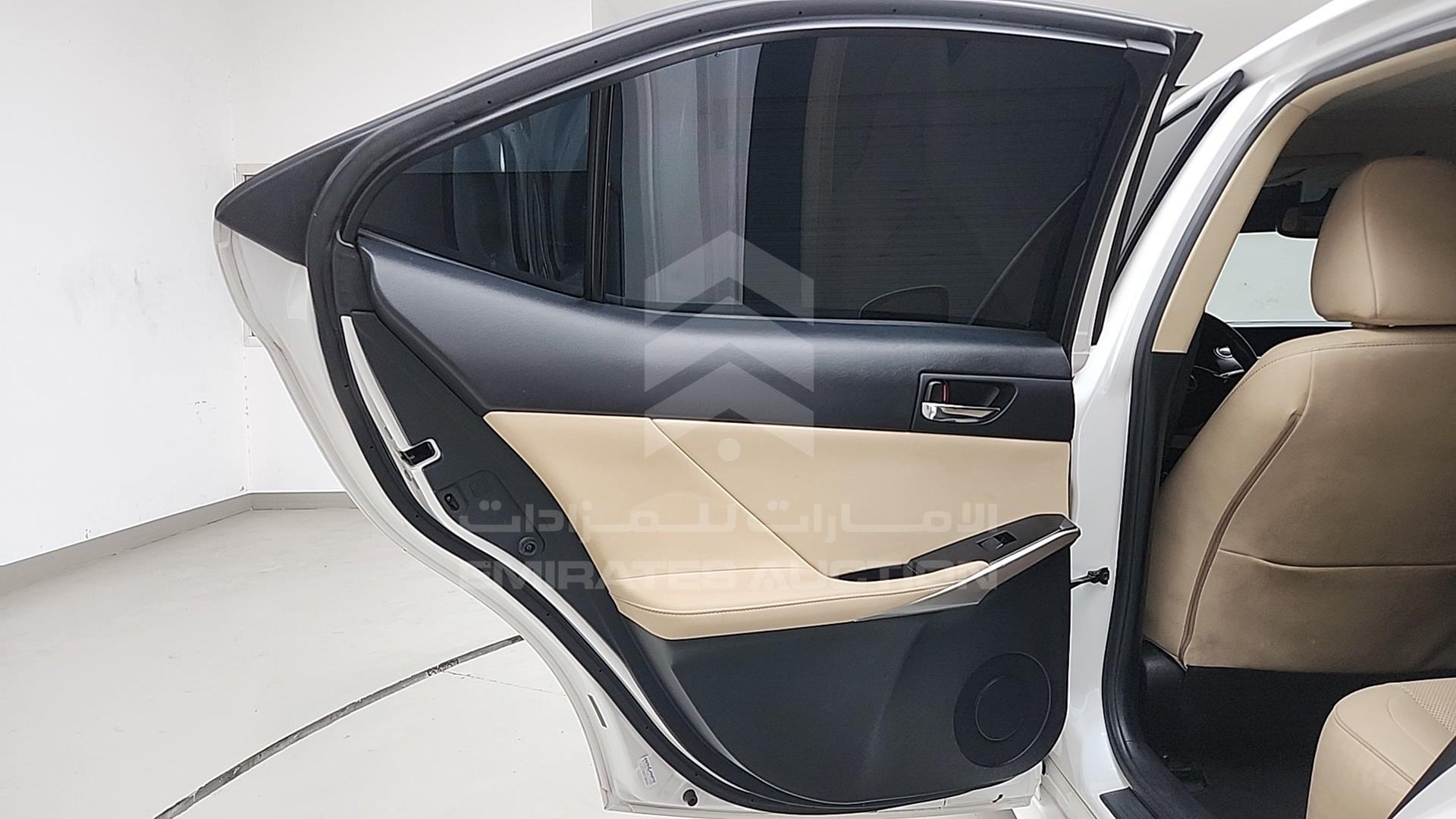 2016 LEXUS IS 200 VIN: JTHBA1D22G5005414