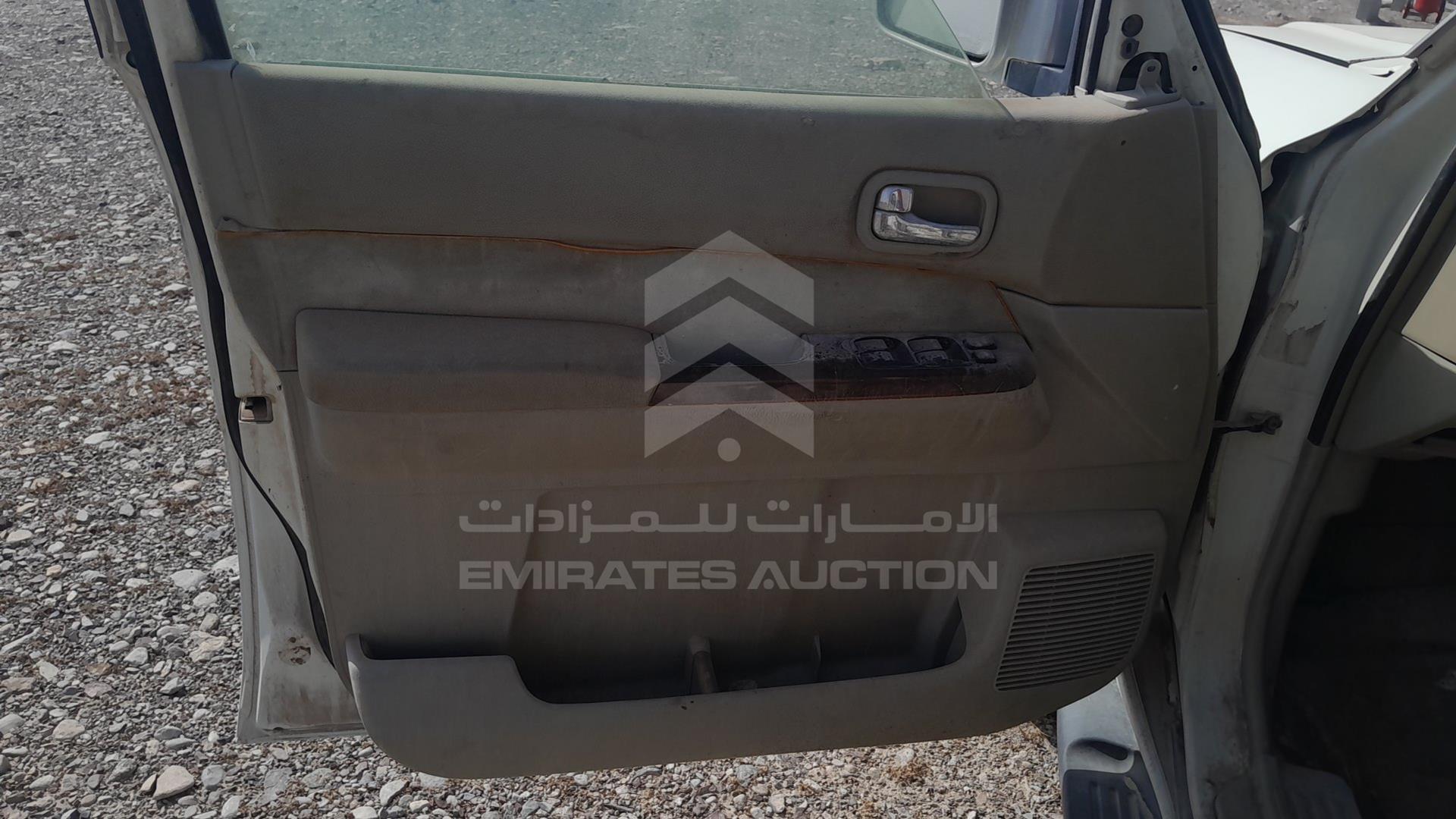 2007 NISSAN PATROL VIN: JN8FY15Y77X559784