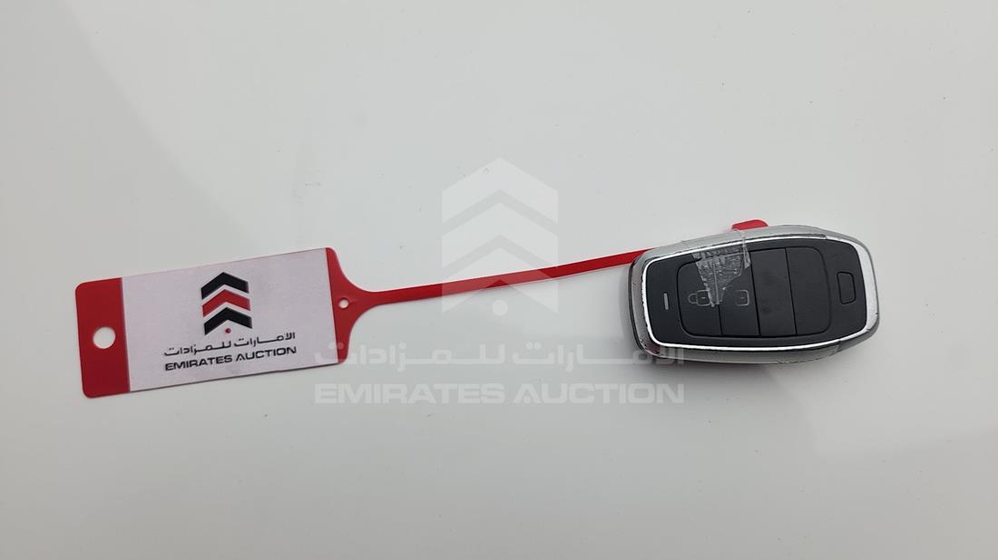 2021 Chevrolet Equinox — Keys — Photo 4