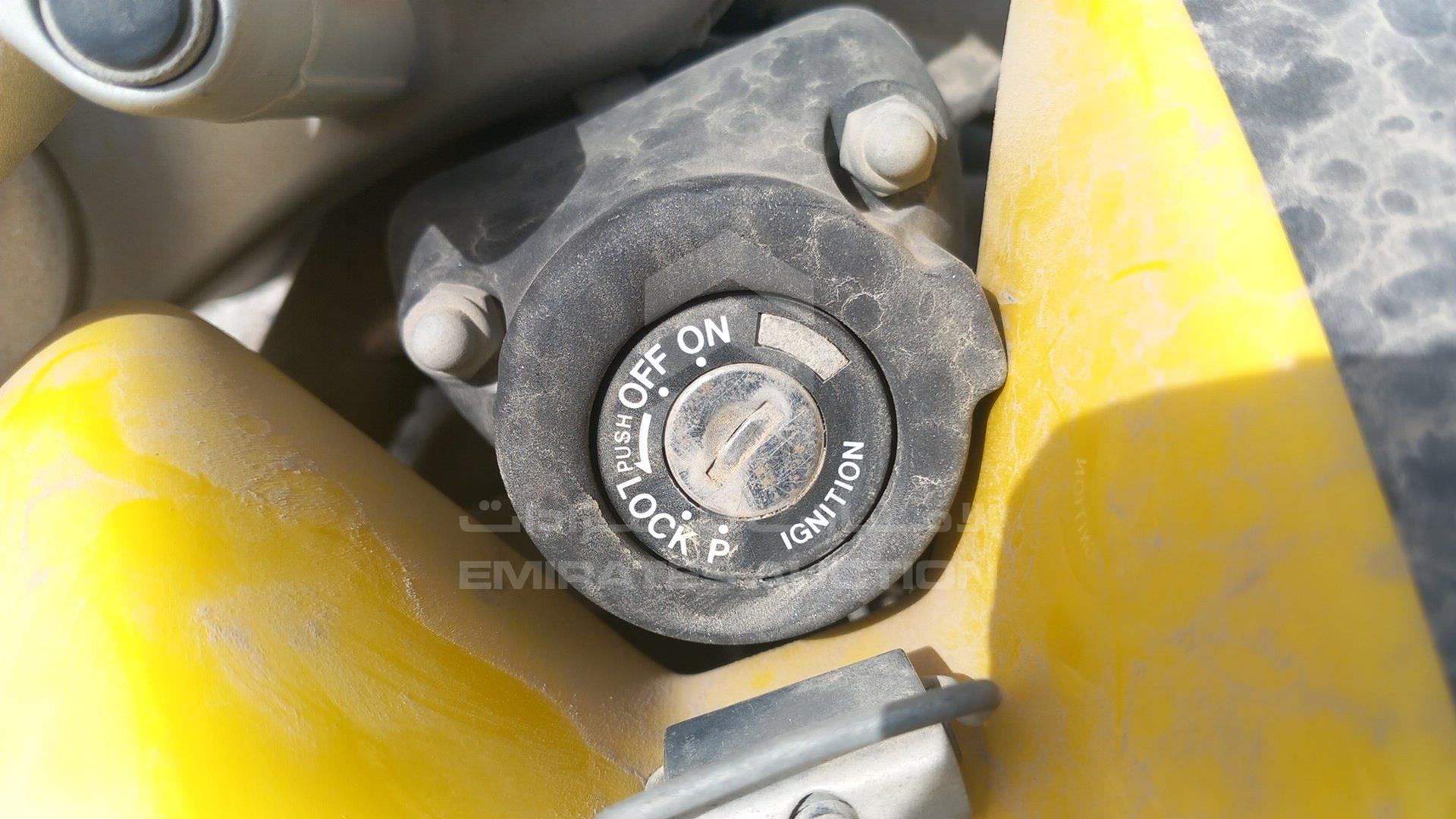 2005 DUCATI MONSTER VIN: ZDMM414AA5B075176