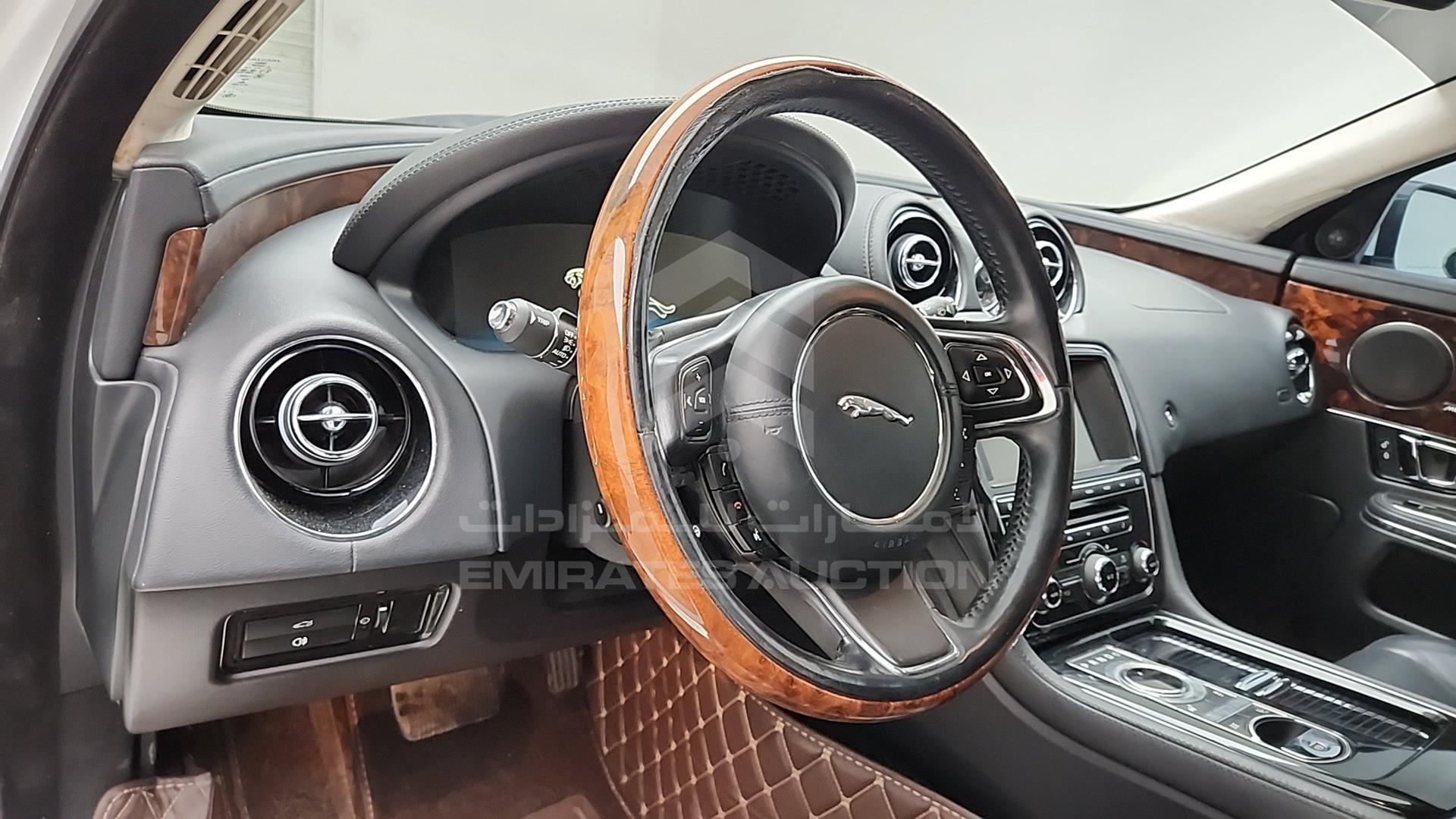 2014 JAGUAR XJL VIN: SAJAA22A5E8V64868
