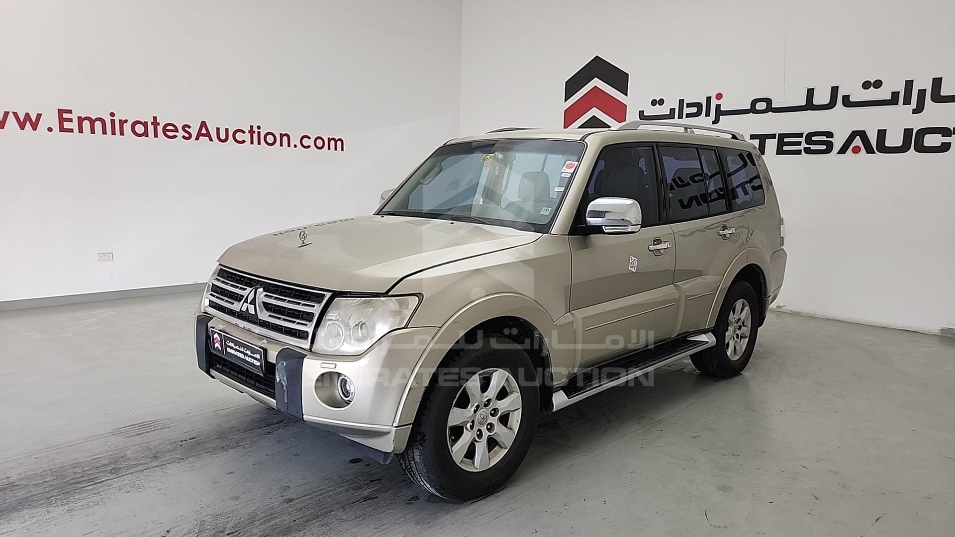 2011 MITSUBISHI PAJERO VIN: JMYLRV95WBJ706502