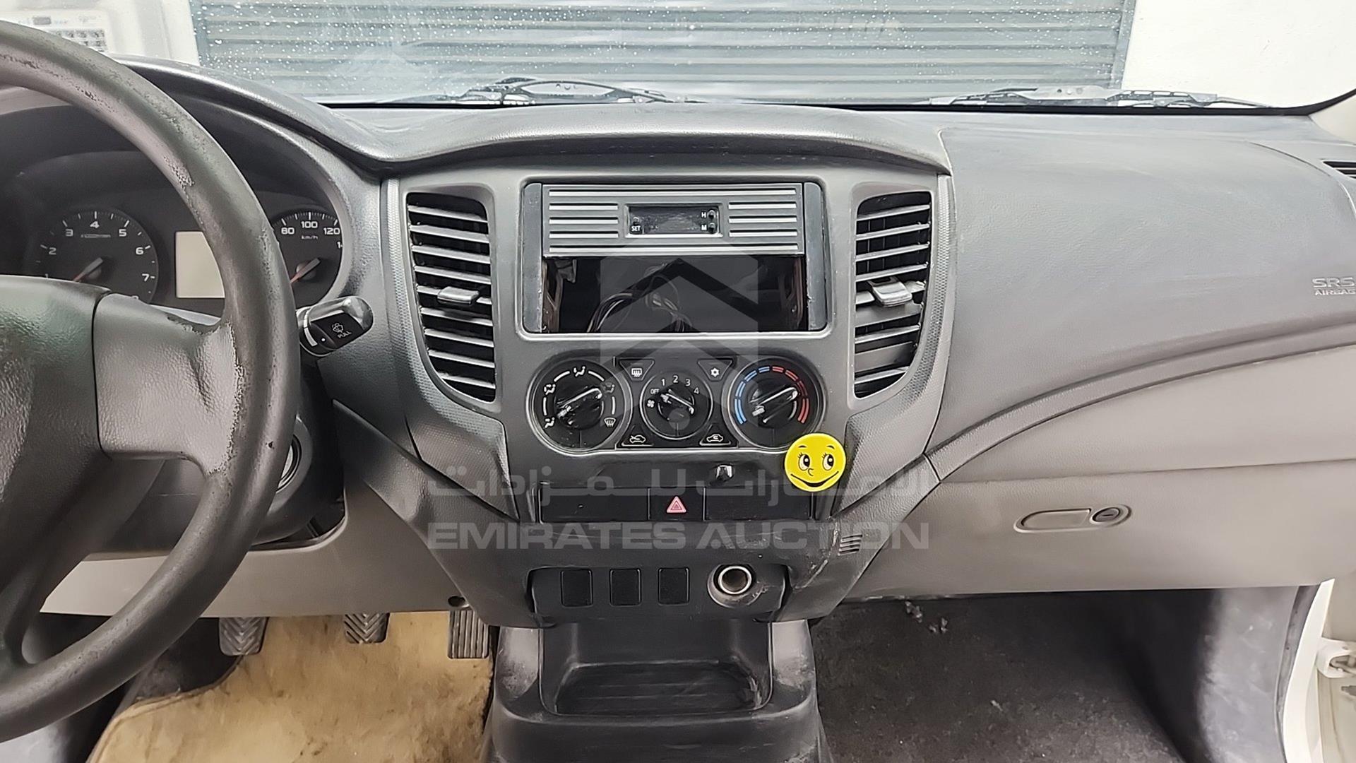 2016 MITSUBISHI L 200 VIN: MMBJNKJ40GH059683